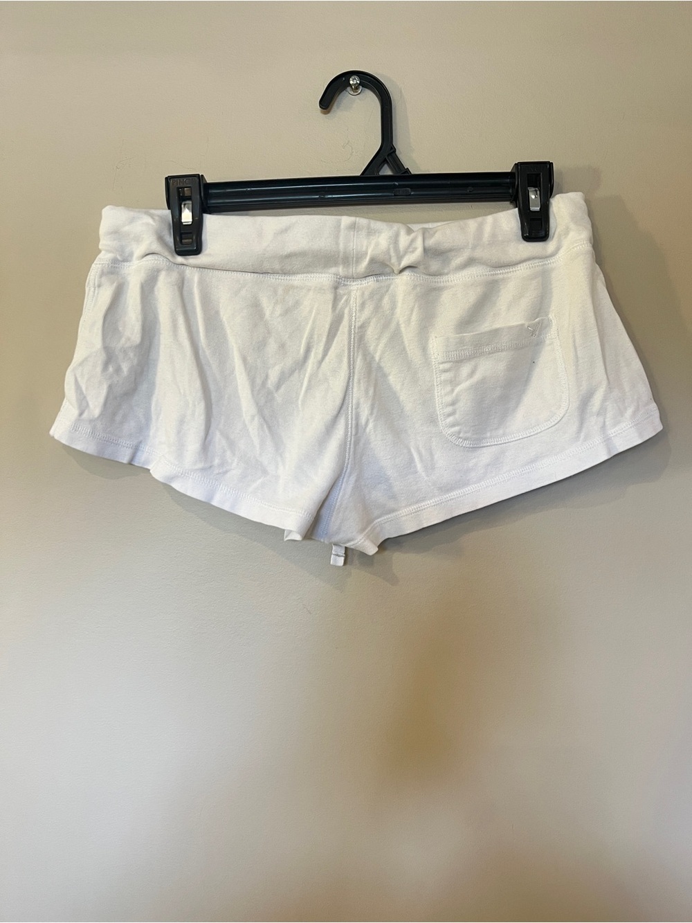 American Eagle White Low Rise Lounge Shorts Women’s Medium - Picture 4 of 6